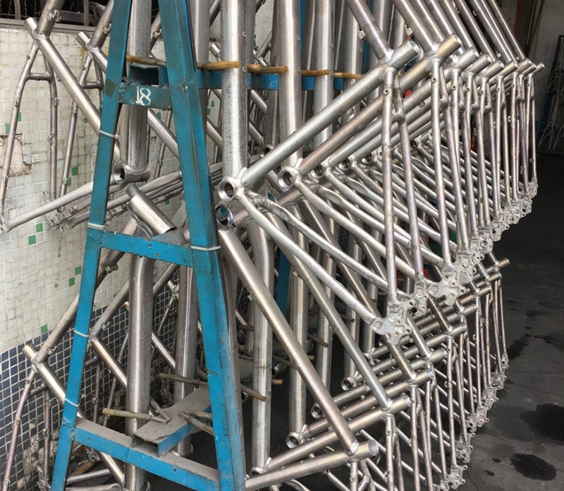 深圳鋁合金自行車前叉熱處理加工